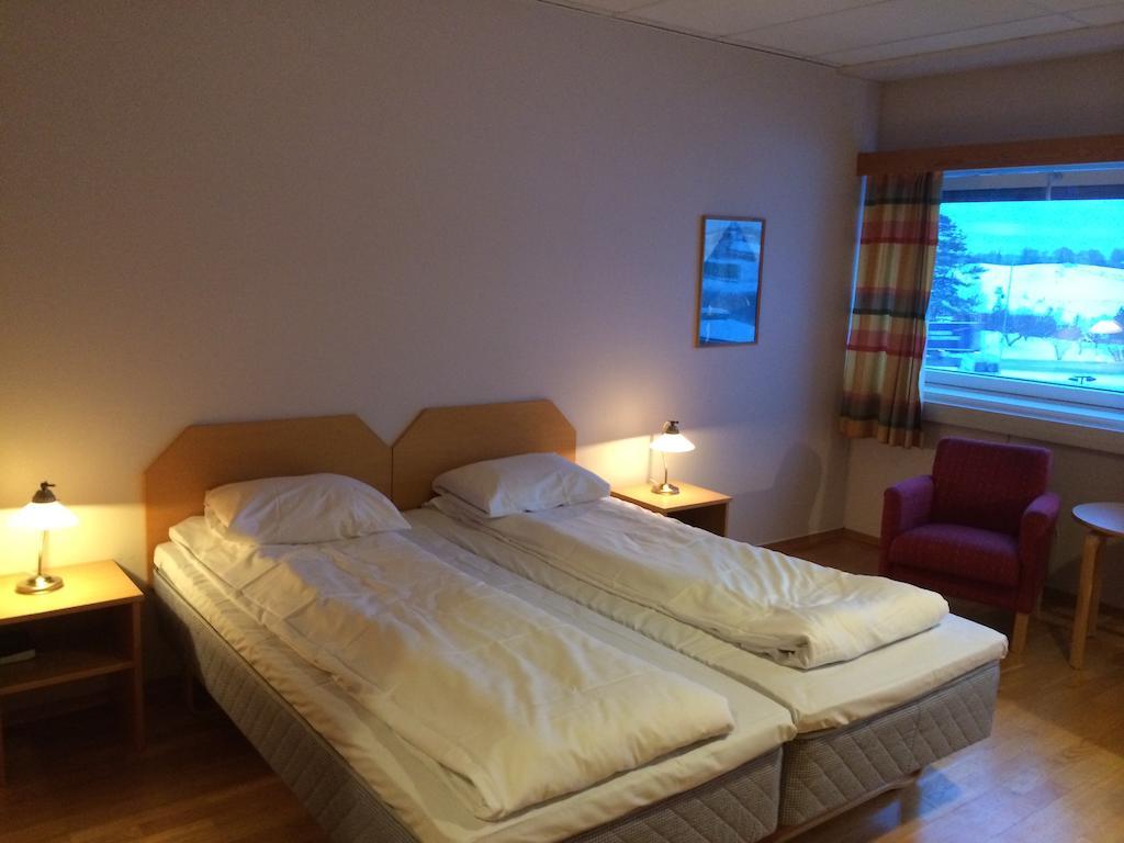 Vormsund Golf Hotell Bed Breakfast Quarto foto