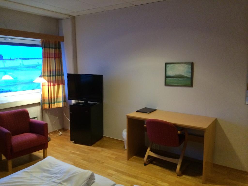 Vormsund Golf Hotell Bed Breakfast Quarto foto